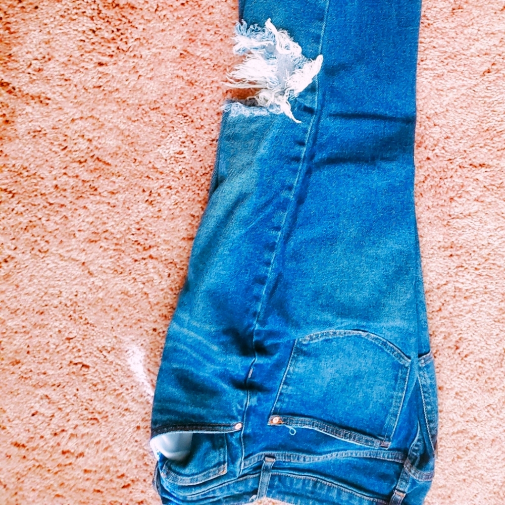 Distressed straight leg size 11